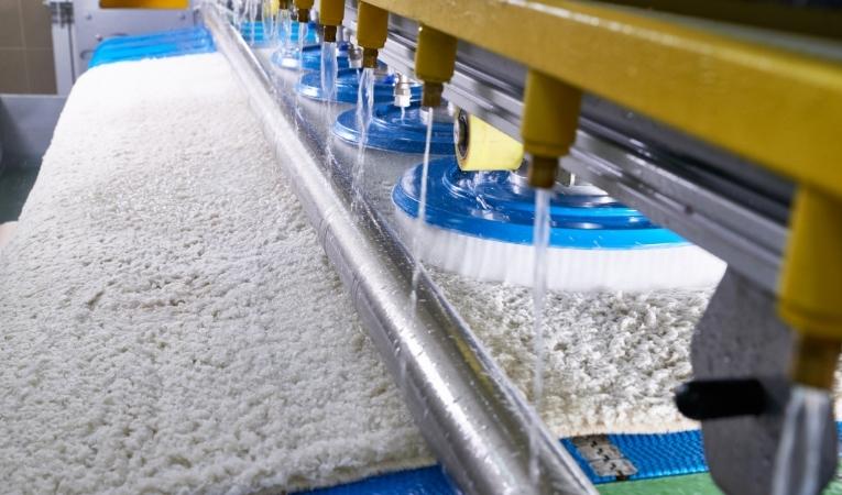 Yenifoça Halı Yıkama